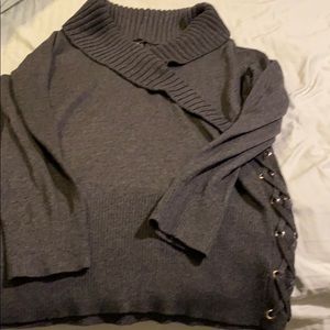 Neck gray sweater with tie detail on side